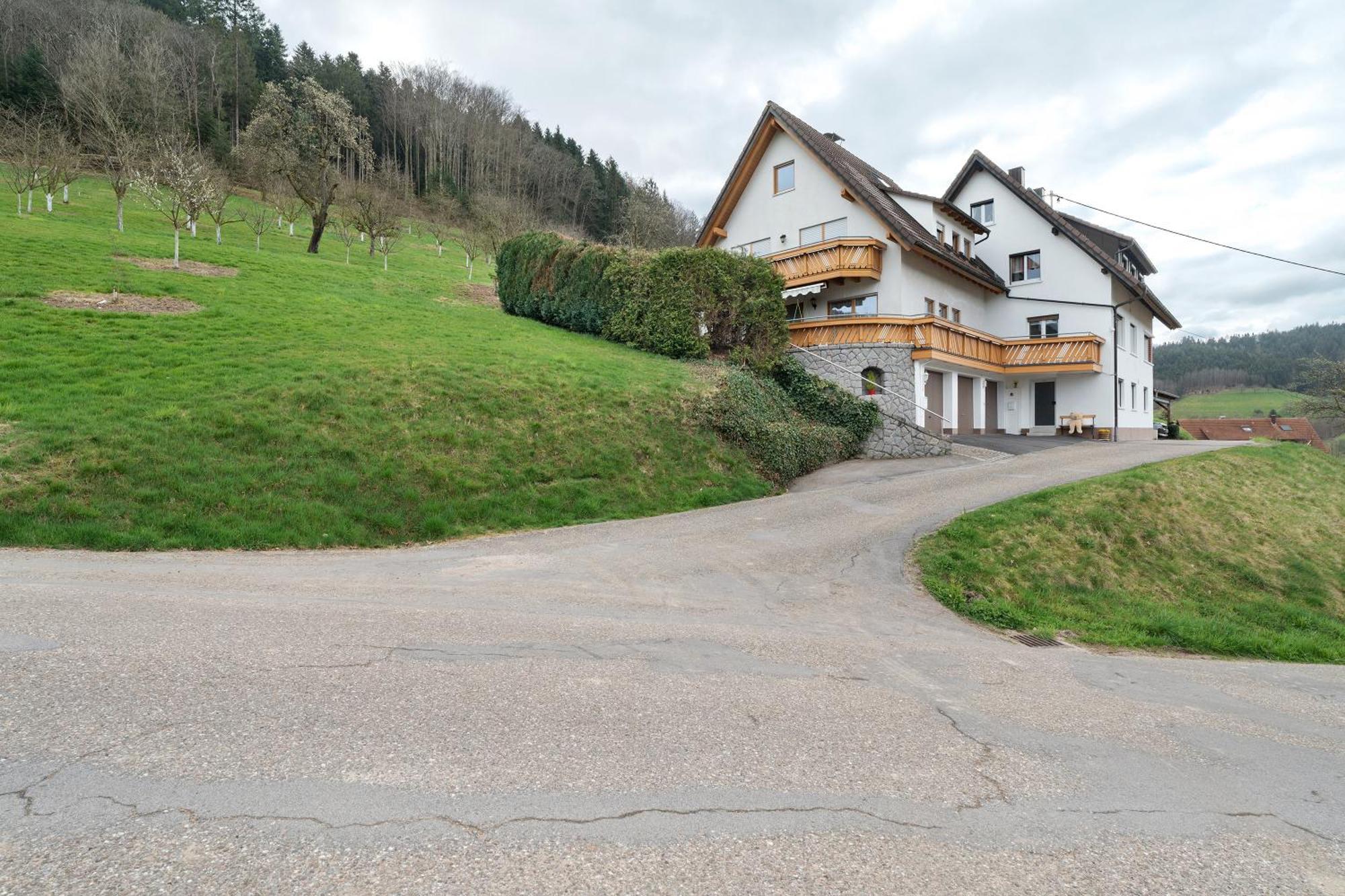 Ottenhofen im SchwarzwaldHaus Am Schroffenアパートメント エクステリア 写真